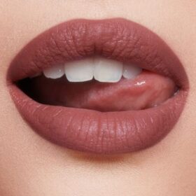 Airbrush Flawless Lip Blur Pillow Talk Medium Blur