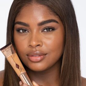 BASE DE MAQUILLAJE Beautiful Skin Foundation 11 CÁLIDA