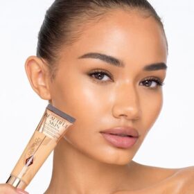 BASE DE MAQUILLAJE Beautiful Skin Foundation 8 CÁLIDA