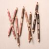 BOLSA DE MAQUILLAJE CON SECRETOS PARA ESCULPIR LOS LABIOS: KIT DE LABIOS Y BOLSA DE MAQUILLAJE