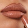 La Matte Revolution de Super Nudes - Catwalking