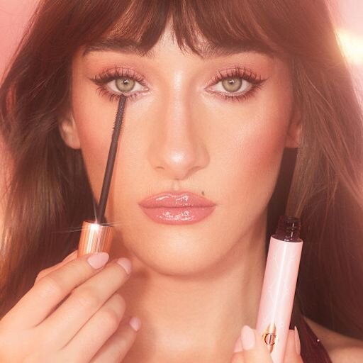 KIT DE MAQUILLAJE PARA NOVIAS «Pillow Talk»