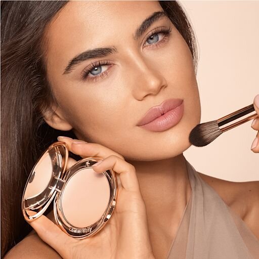 KIT DE MAQUILLAJE DE VIAJE «BEAUTY CHECK-IN KIT»