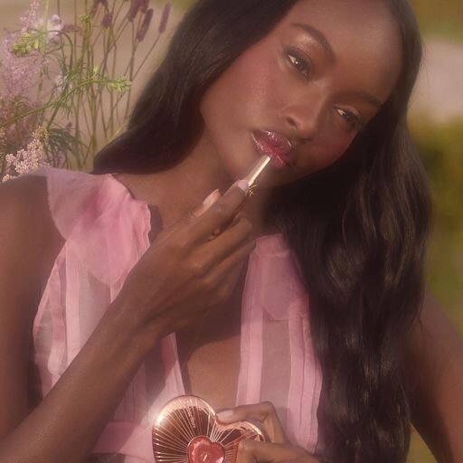 TINTE LABIAL PILLOW TALK BLUSH BALM CHERRY TALK