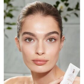 TRATAMIENTO FACIAL RENOVADOR SUPER RADIANTE EXFOLIANTE ÁCIDO DE 50 ML
